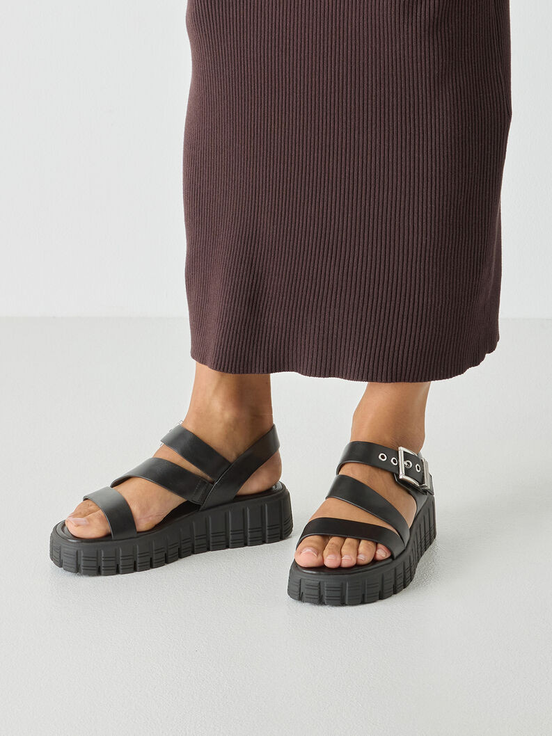 Ženske sandale brenda Tamaris 28233 46 001